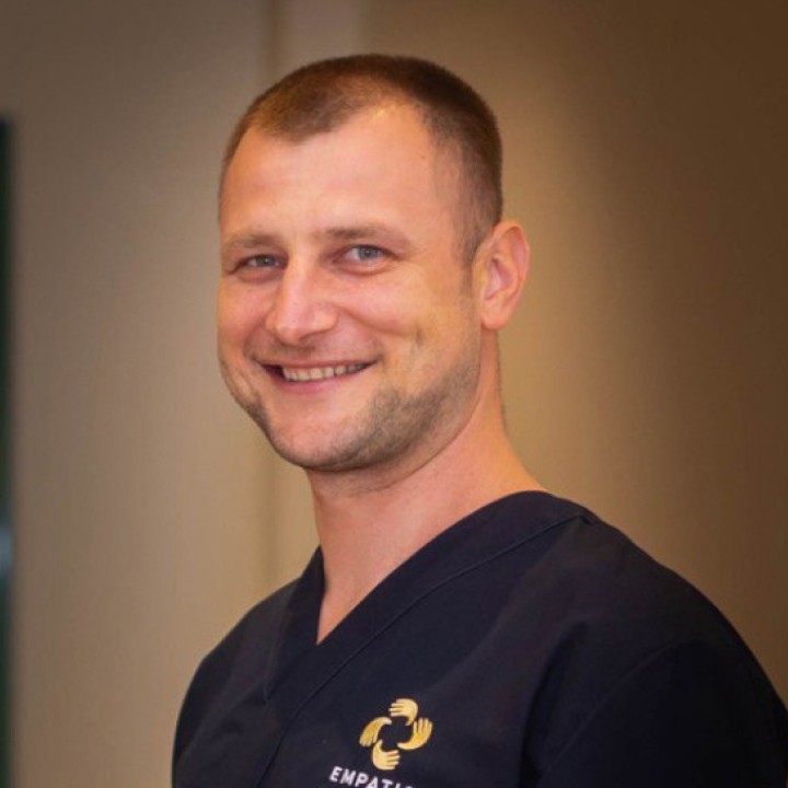 Marius Goarza - Fiziokinetoterapeut principal in cadrul clinicii Empatio Bucuresti