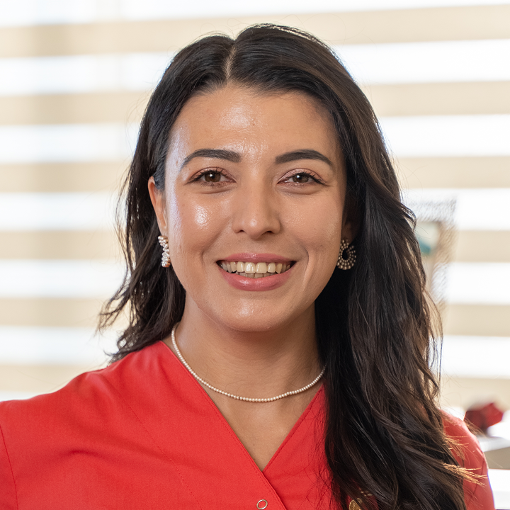 Lucia Bajinschi - Fiziokinetoterapeut in cadrul clinicii Empatio Iasi